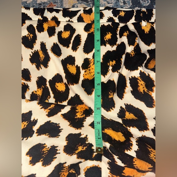 Ashley Stewart Animal Print  Pull On Jogger Pants Wide Leg Sz 18/20 - Picture 9 of 10